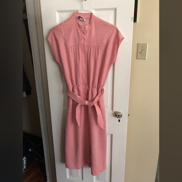 Leslie Fay Dresses & Skirts - Vintage Leslie Fay Pink Belted Dress Size 8